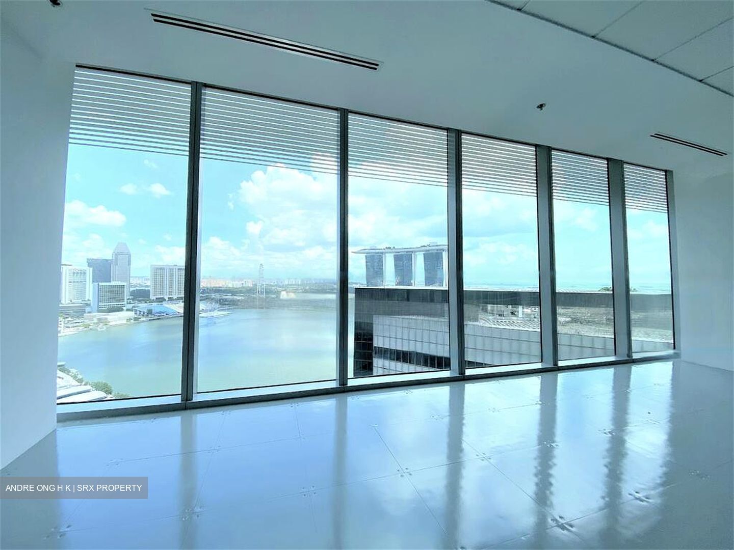 Ocean Financial Centre (D1), Office #592847661